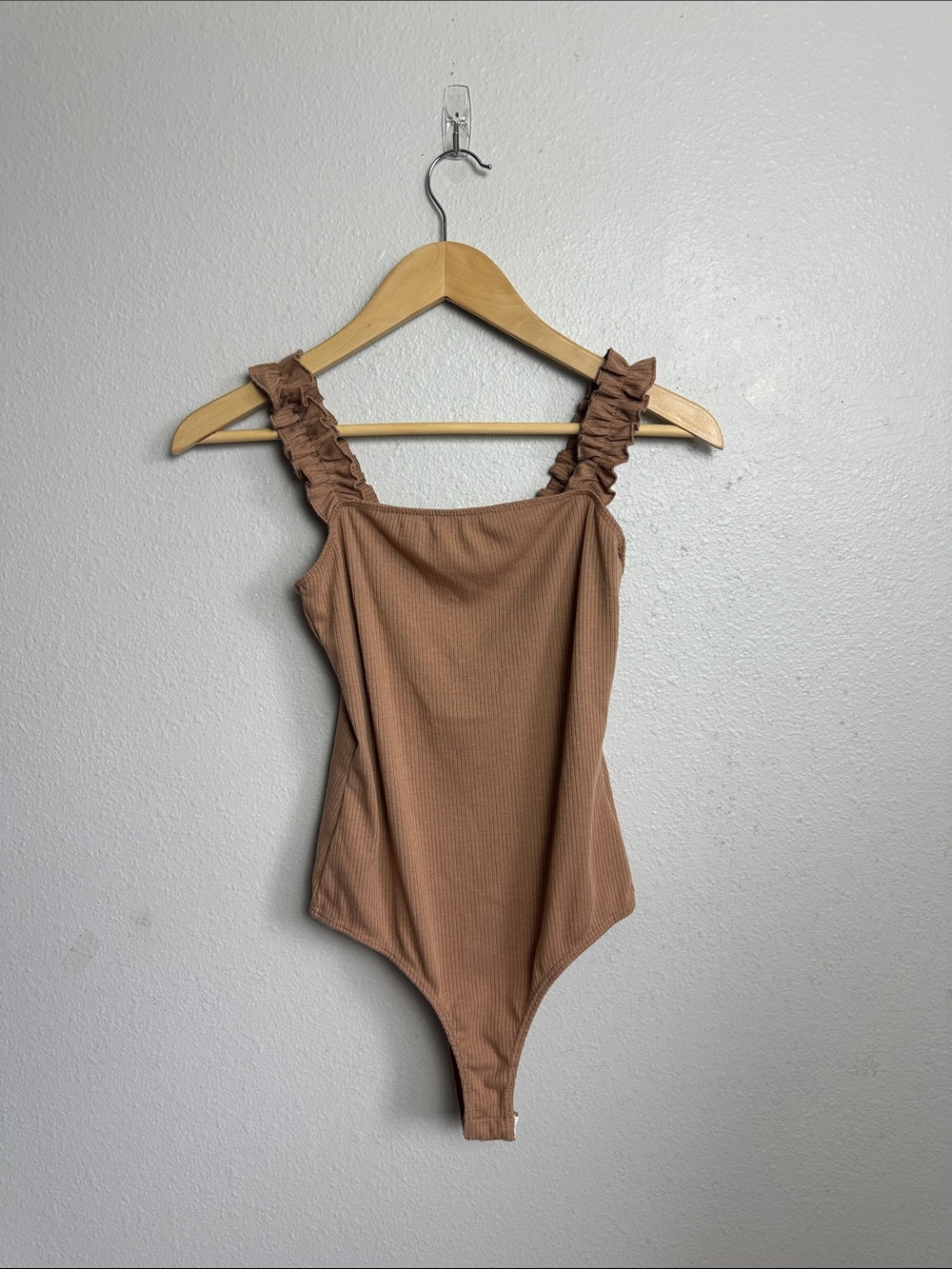 21 saints Ribbed Camel Brown Ruffle-Strap Bodysuit